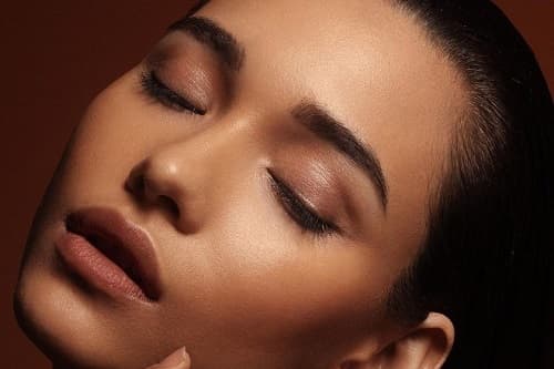 BRONZ MAKYAJ HERKESE YAKIŞIR MI?