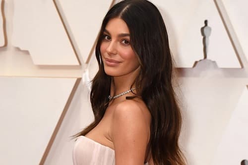 PÜRÜZSÜZ GÖRÜNÜM İÇİN EN İYİ SAÇ YAĞLARI