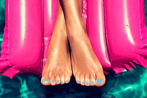 YAZ İÇİN EN İYİ 5 PEDİKÜR TRENDİNİ KEŞFEDİN