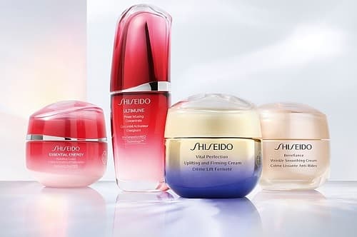 SHISEIDO ULTIMUNE SERUM HANGİ KREMLERLE NASIL ETKİLER SUNAR?