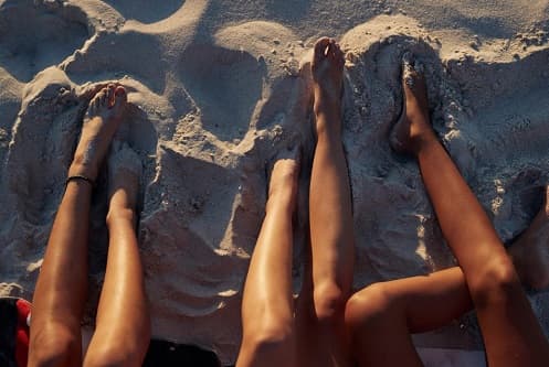 YAZ GELMEDEN AYAKLARINIZI 5 AŞAMADA SAĞLIKLI GÖRÜNÜME KAVUŞTURUN