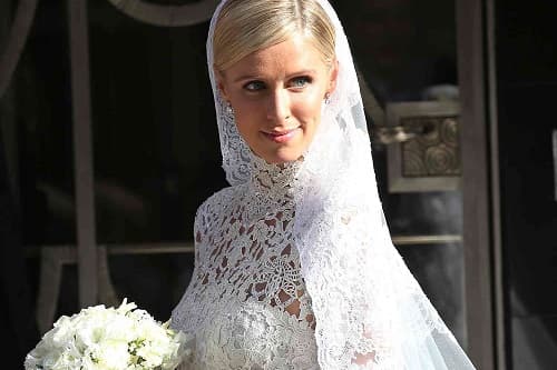 DÜĞÜN MAKYAJINDA DİKKAT EDİLMESİ GEREKENLER