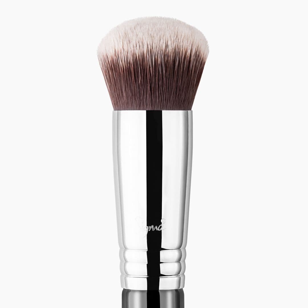 F82 - ROUND KABUKI™ BRUSH